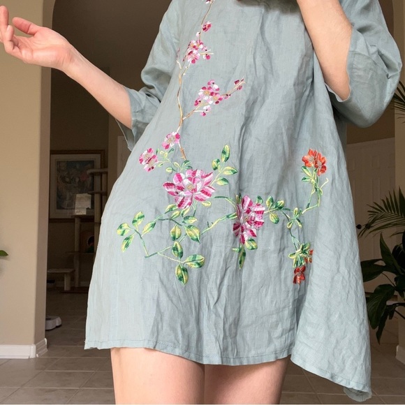 Brand new Light Blue Floral Embroidered Linen Tunic Dress, size M - Picture 9 of 16